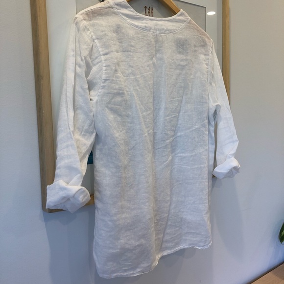 White linen v neck blouse - Picture 4 of 5